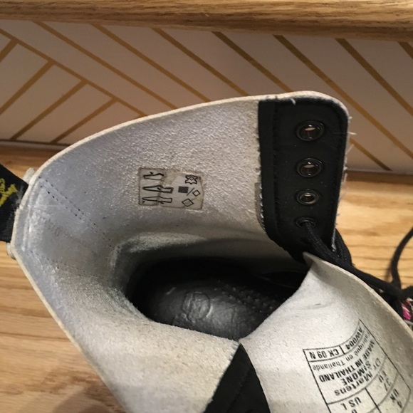 Dr. Martens Simone Floral Boots UK 4 US 6 Patent Leather - Picture 10 of 11